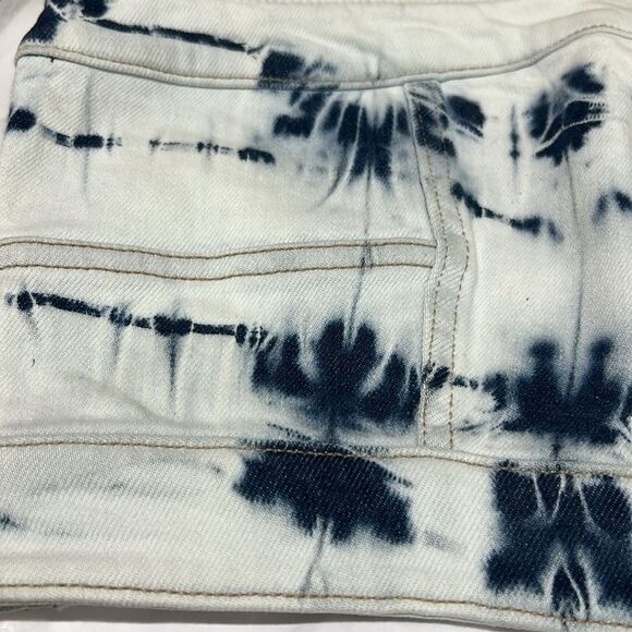 Kendall + Kylie Women's Juniors' Tie-Dye Tube Top (Large, Radioactive) - Picture 7 of 10